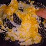 scrambled-eggs-in-pan